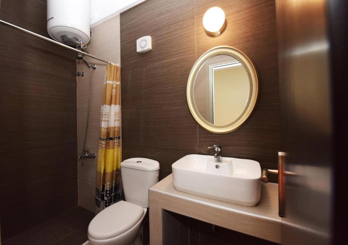 Elia Beach Modern Suites Flojitá Kültér fotó
